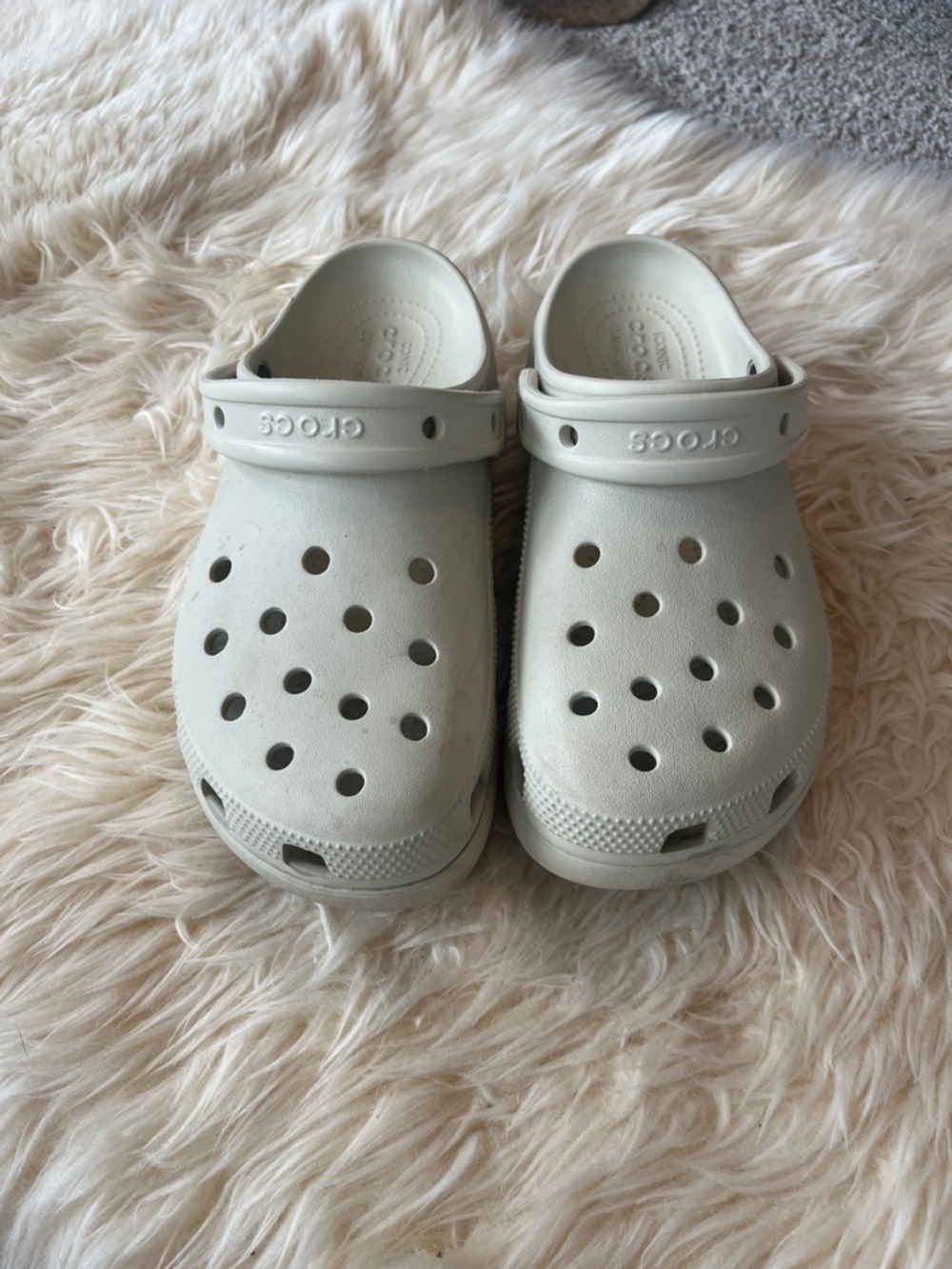 CROCS platform clog